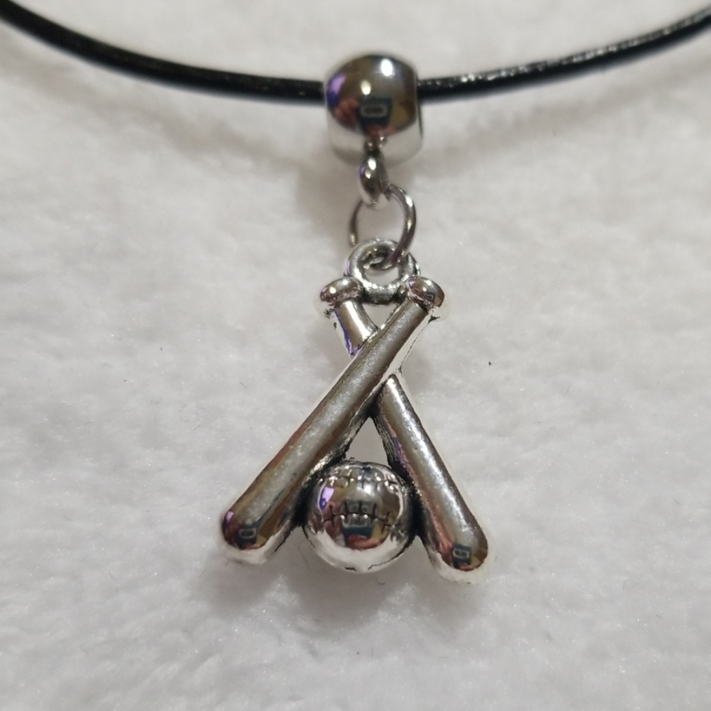 🔴🆕️ Baseball bracelet - Picture 2 of 4